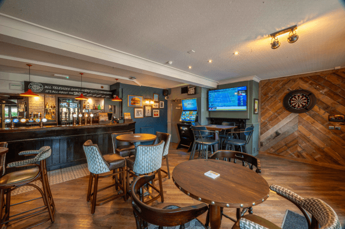 Best Sports Bars in Stevenage - Old Red Lion (Shephall)