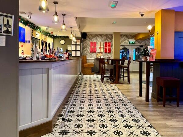 Best Sports Bars in Beeston - Beekeeper (Beeston)