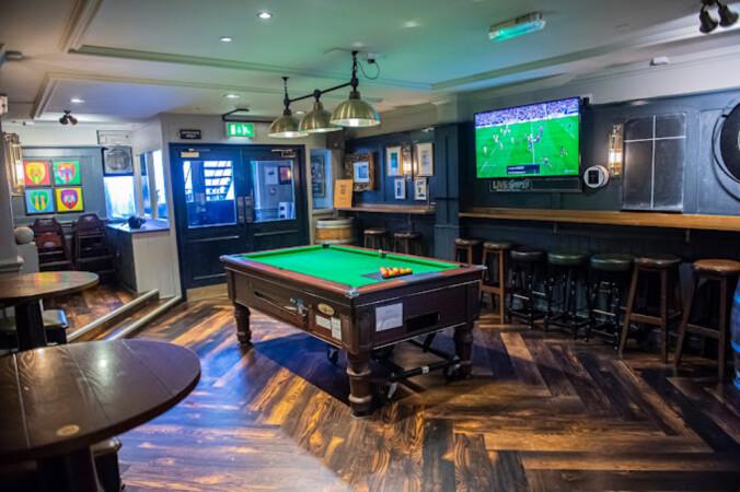 Best Sports Bars in Sutton - Butterchurn (Sutton)