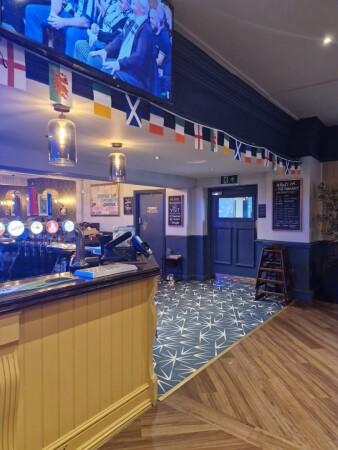 Best Sports Bars in Mid  Glamorgan - Dunvant (Swansea)