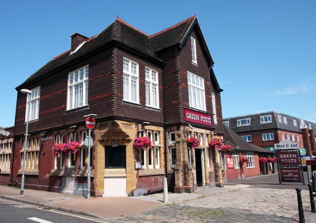 Best Sports Bars in Portsmouth - Green Posts (Portsmouth)