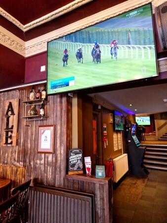 Best Sports Bars in Ayrshire - Rabbies Bar (Ayr)