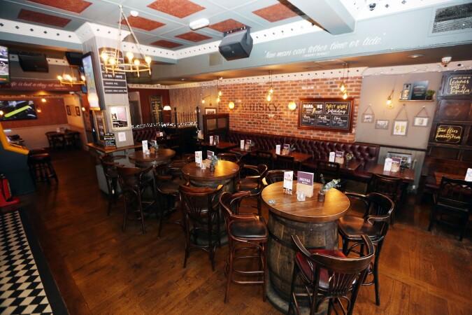 Best Sports Bars in Lanarkshire - Drouthy's (Glasgow)