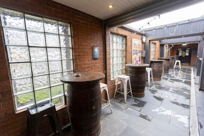 Best Sports Bars in Lanarkshire - Chase Inn (Kirkintilloch)