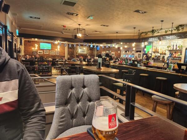 Best Sports Bars in Lanarkshire - Gardenhall Inn (Mossneuk)