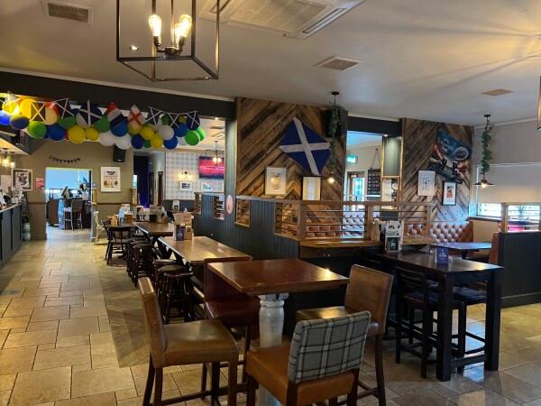 Best Sports Bars in Lanarkshire - Smiddy Inn (Cumbernauld)