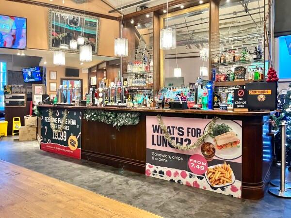 Best Sports Bars in Linlithgow - The Old Post Office