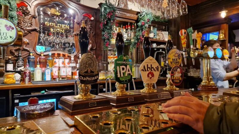 Best Sports Bars in York - Golden Lion (York)