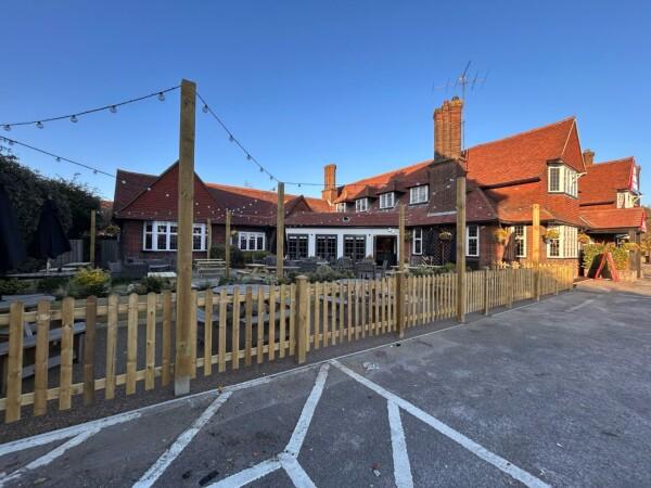 Best Sports Bars in Ipswich - Royal George (Ipswich)