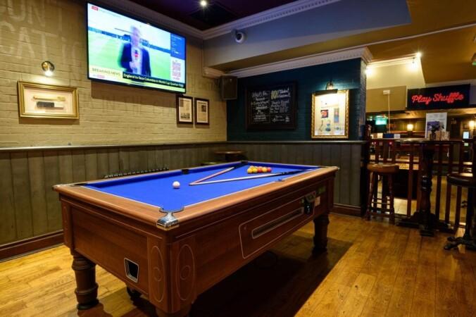 Best Sports Bars in Southampton - Scholars Arms (Southampton)