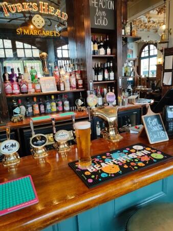Best Sports Bars in Twickenham - Turks Head