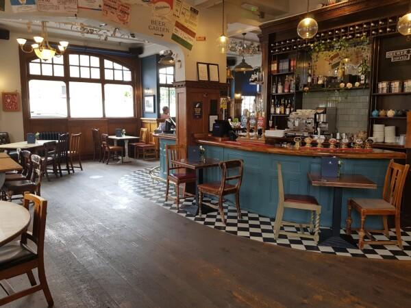 Best Sports Bars in Twickenham - Turks Head