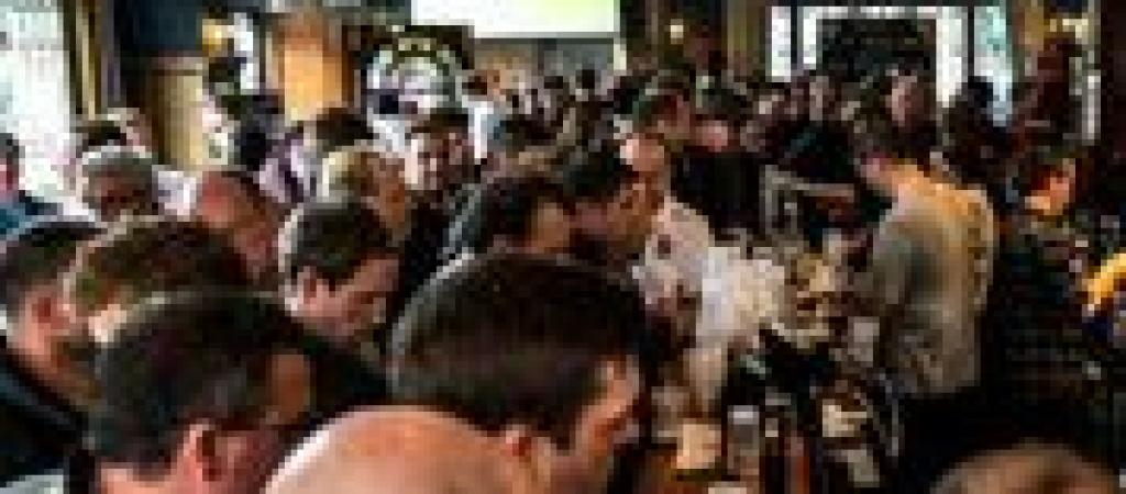 Best Sports Bars in Twickenham - Turks Head