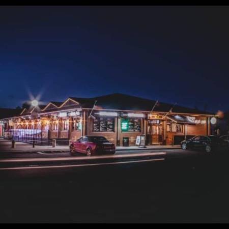 Best Sports Bars in Dublin - Grainger's The Manor Inn