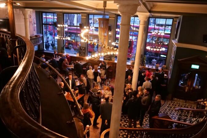 Best Sports Bars in London Bridge - Barrow Boy and Banker