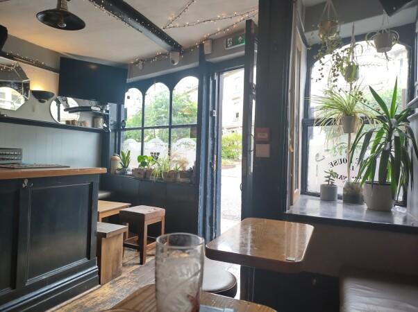 Best Sports Bars in Bristol - Cotham Porter Stores