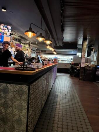 Best Sports Bars in Perth - The Globe Bar