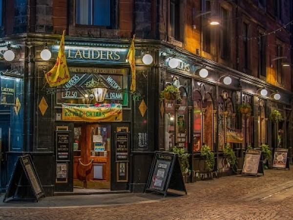 Best Sports Bars in Inverness - Lauders Inverness