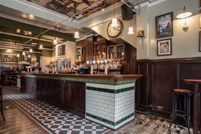 Best Sports Bars in London - Windmill the Cut