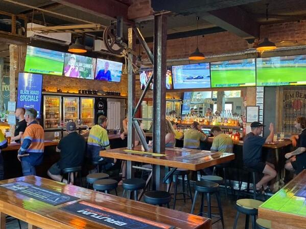 Best Sports Bars in Boulder - The Rec Hotel Boulder