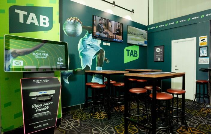 Best Sports Bars in Melbourne - Soul Cafe & Bar / Black Opal Tabaret