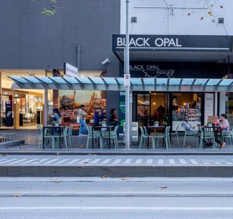 Best Sports Bars in Melbourne - Soul Cafe & Bar / Black Opal Tabaret