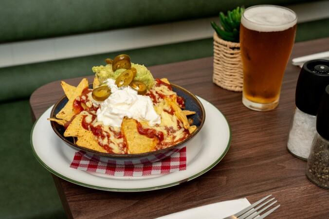 Best Sports Bars in Melbourne - Soul Cafe & Bar / Black Opal Tabaret