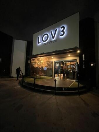 Best Sports Bars in Houston - Love 3 Restaurant and Lounge