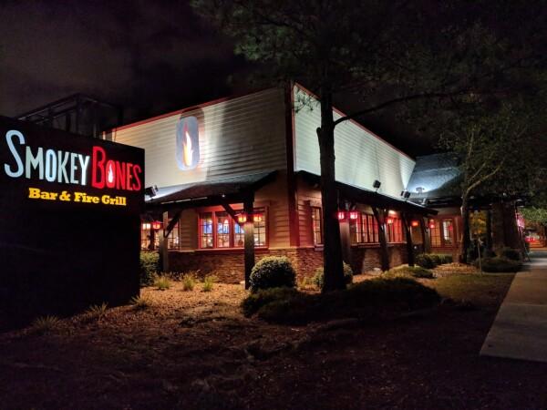 Best Sports Bars in Chesapeake - Smokey Bones BBQ @ Chesapeake