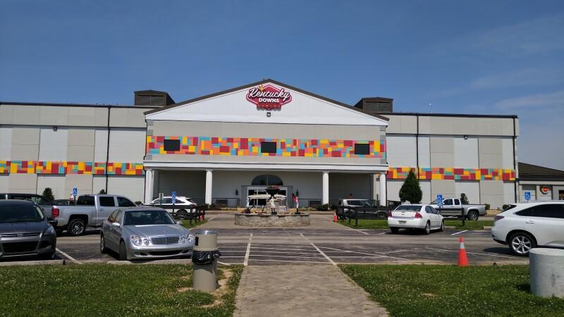 Best Sports Bars in Franklin - The Mint Kentucky Downs