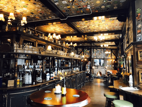 Best Sports Bars in Twickenham - The Sussex Arms