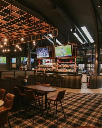 Best Sports Bars in Noarlunga Centre - 5th Quarter