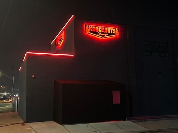 Best Sports Bars in Stone Park - Knockouts @ Chicago