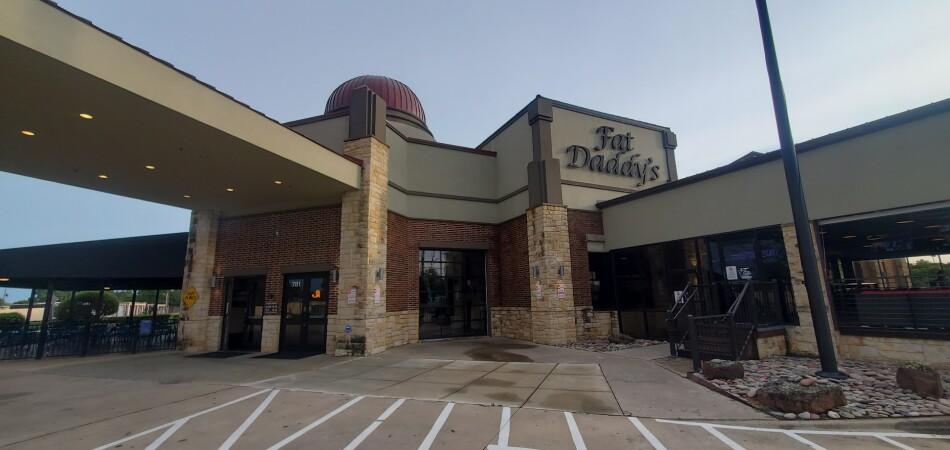 Best Sports Bars in Mansfield - Fat Daddys Sports & Spirits Cafe