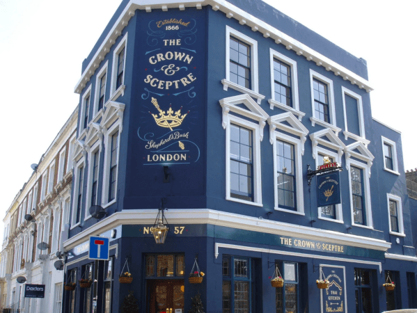 Best Sports Bars in London - Crown & Sceptre