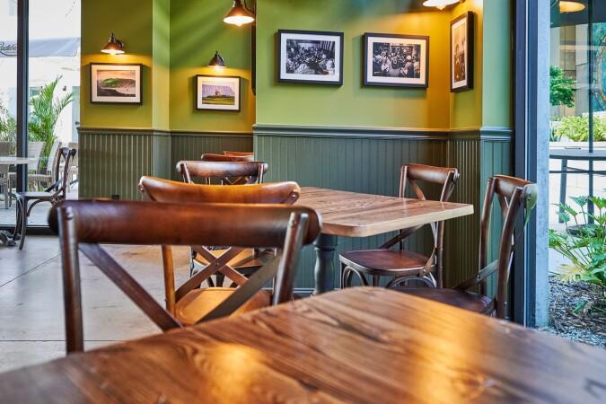 Best Sports Bars in TAMPA - StrandHill Public House @ Tampa Heights