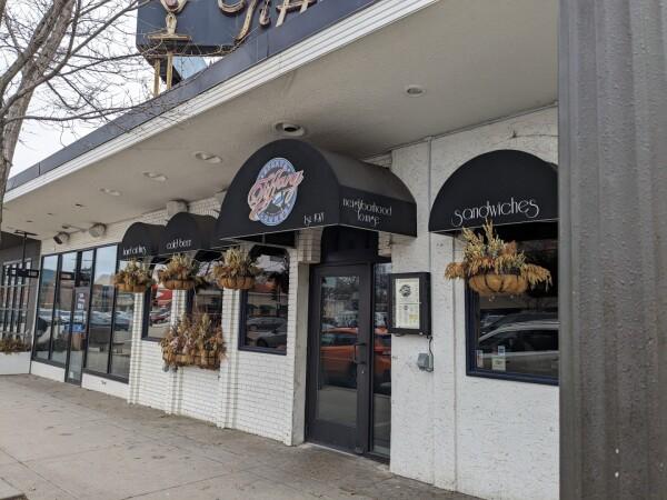 Best Sports Bars in Saint Paul - Walmont inc.