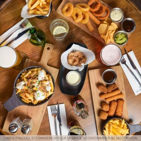 Best Sports Bars in Villeneuve-la-Garenne - Au Bureau Gennevilliers