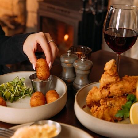 Best Sports Bars in Glasgow - The Drake