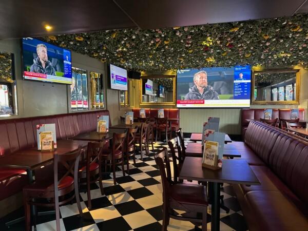 Best Sports Bars in London - Hammersmith Belle