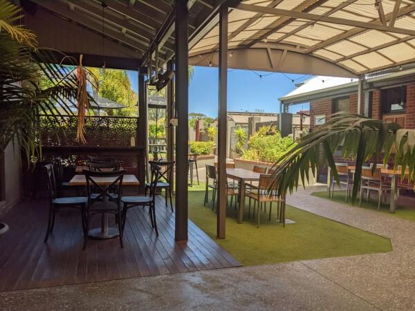 Best Sports Bars in Northam - The Rec Northam Hotel