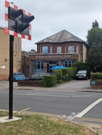 Best Sports Bars in Kingston upon Thames - Epsom Conservative Club