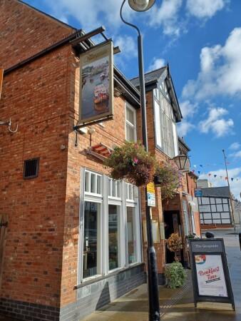 Best Sports Bars in Cheshire West and Chester - The Quayside