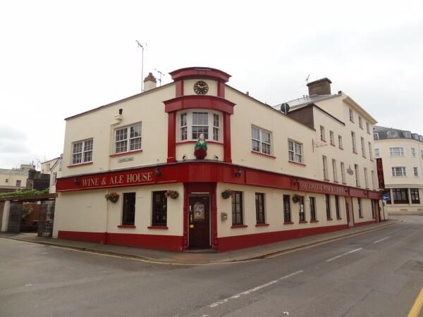 Best Sports Bars in Jersey - Admiral Wine and Ale House