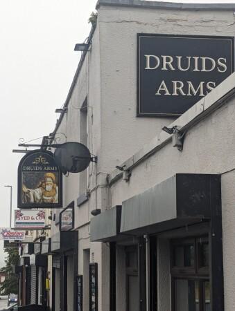 Best Sports Bars in Oldham - Druids