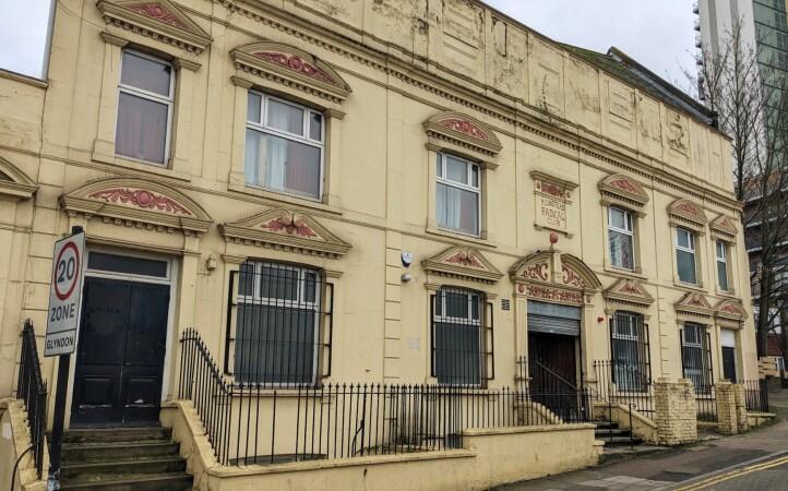 Best Sports Bars in Southwark - Plumstead Radical Club