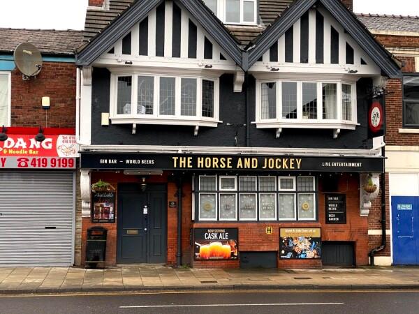 Best Sports Bars in Stockport - Horse and Jockey