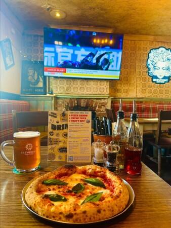 Best Sports Bars in Baldock - Old White Horse Baldock