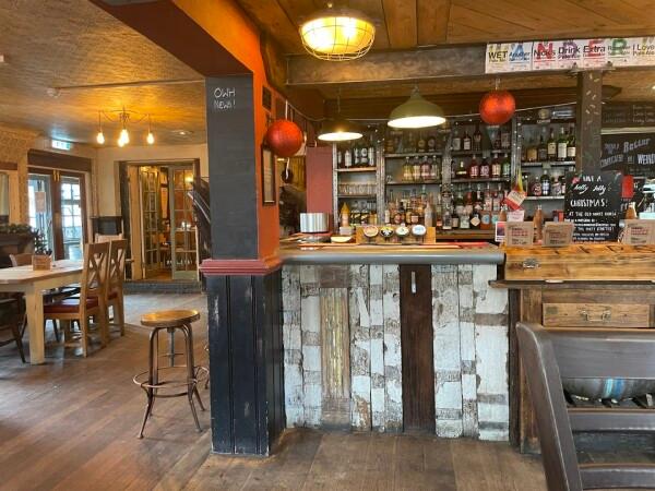 Best Sports Bars in Baldock - Old White Horse Baldock