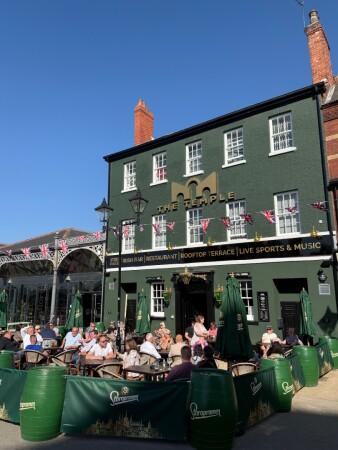Best Sports Bars in Doncaster - The Temple